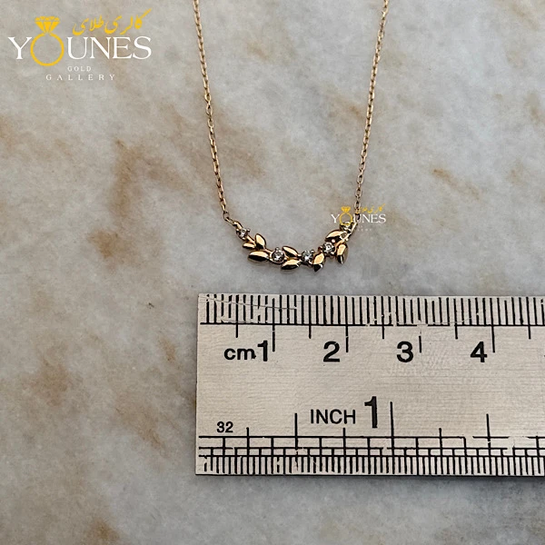 گردنبند طلا برگ نگین دار